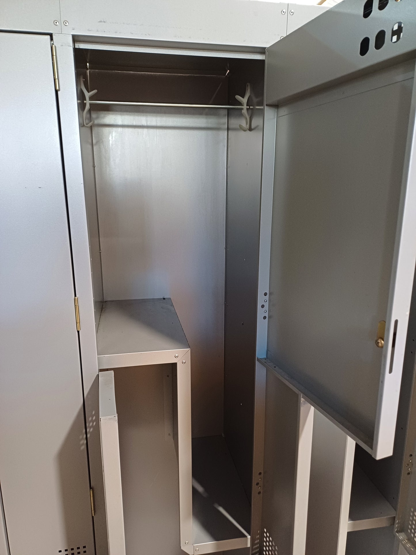 Lockers - without keys