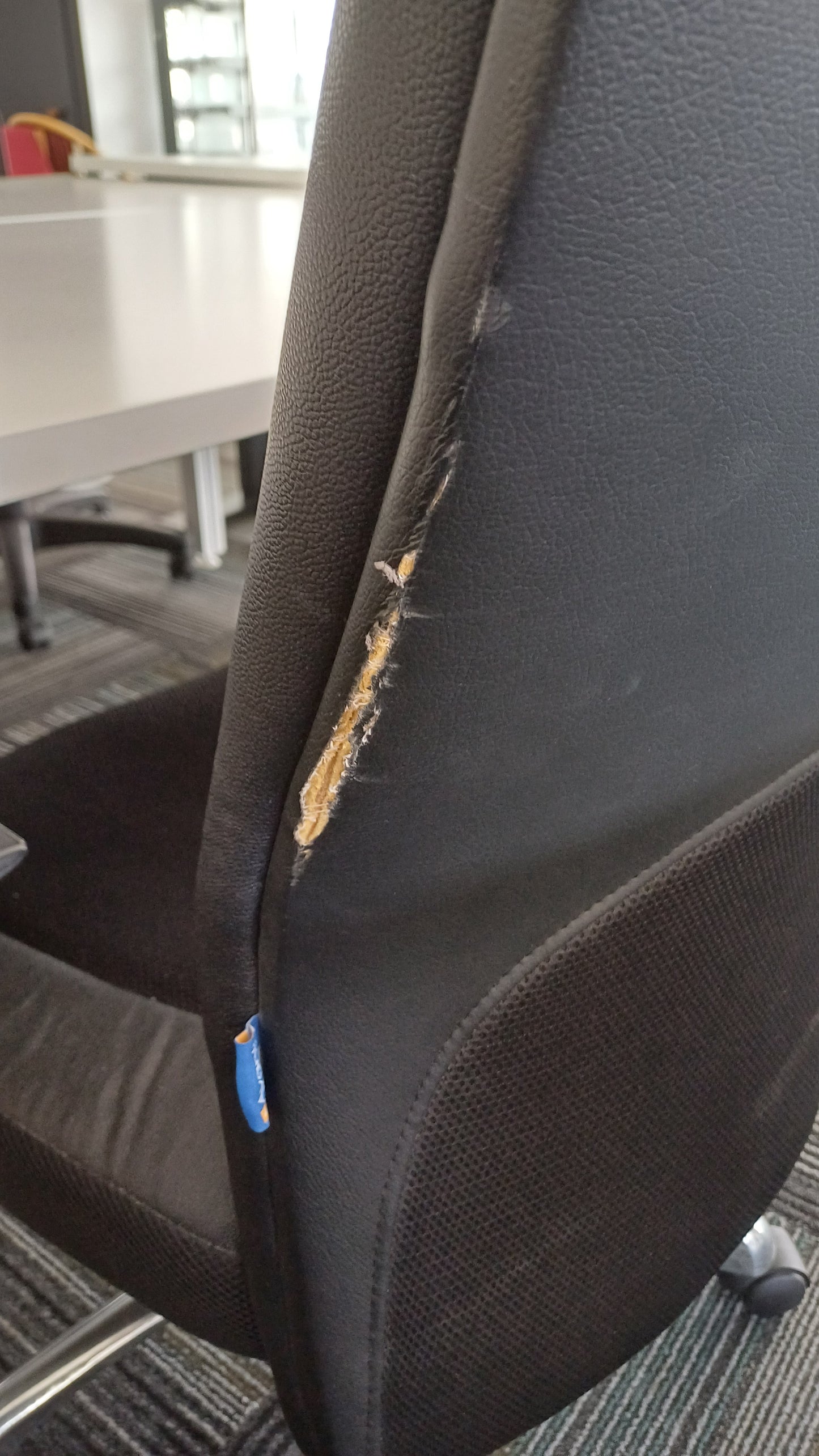 Ergonomic office chair