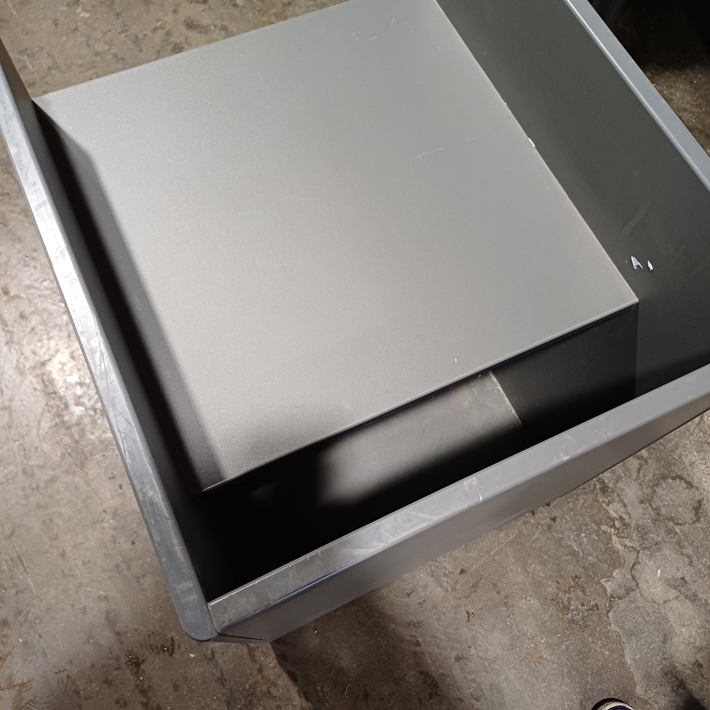 Cabinet on wheels