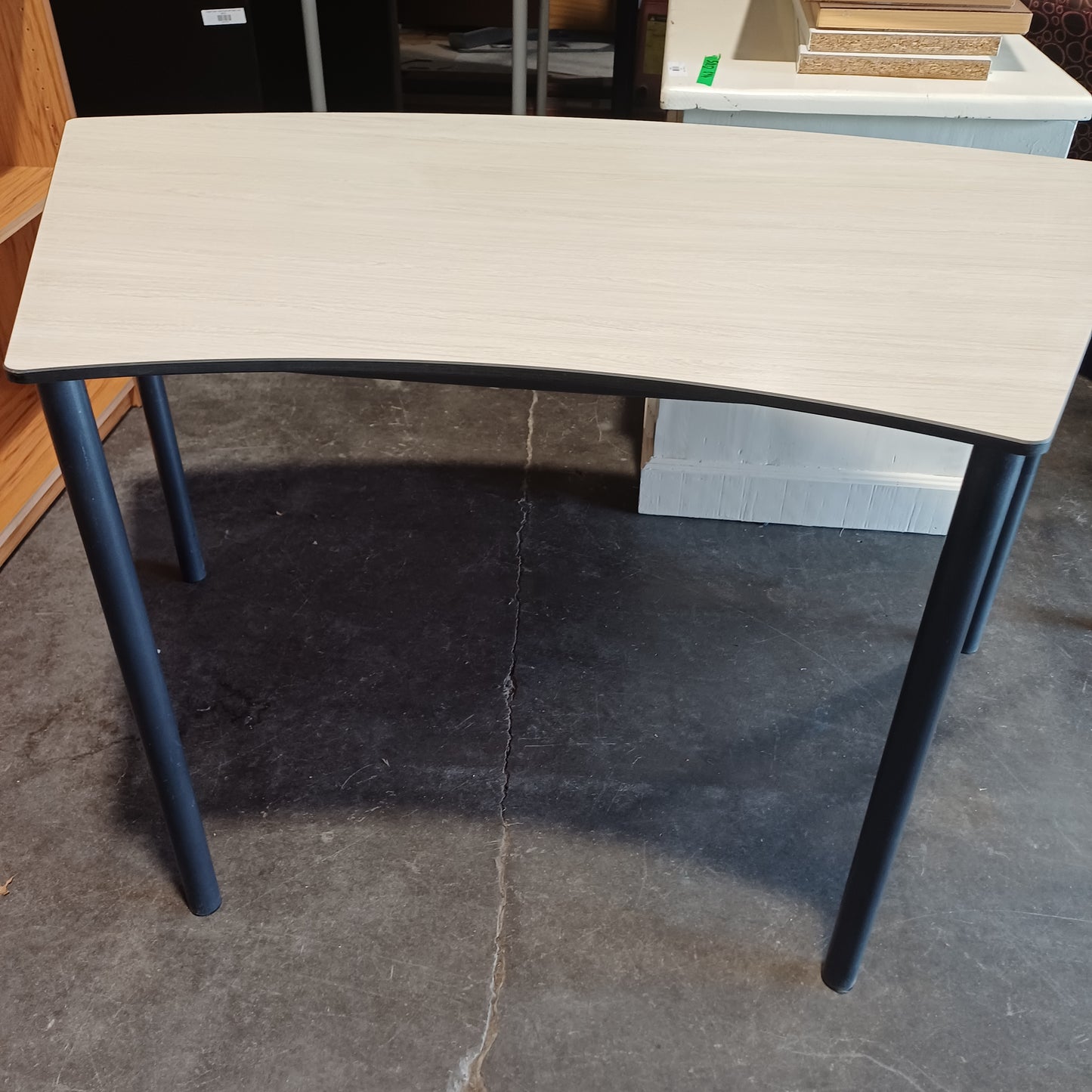 Curved Desk