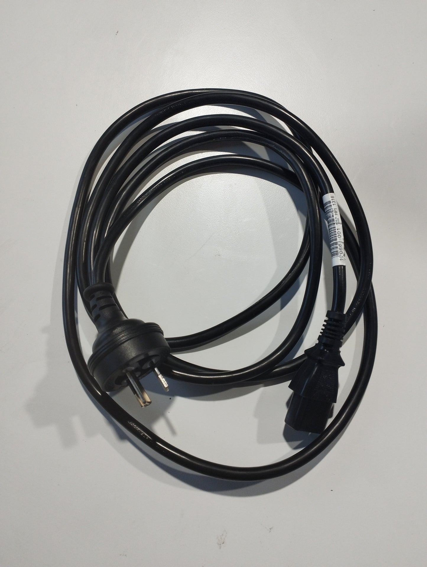Power Supply Cable Mains to C13 Female