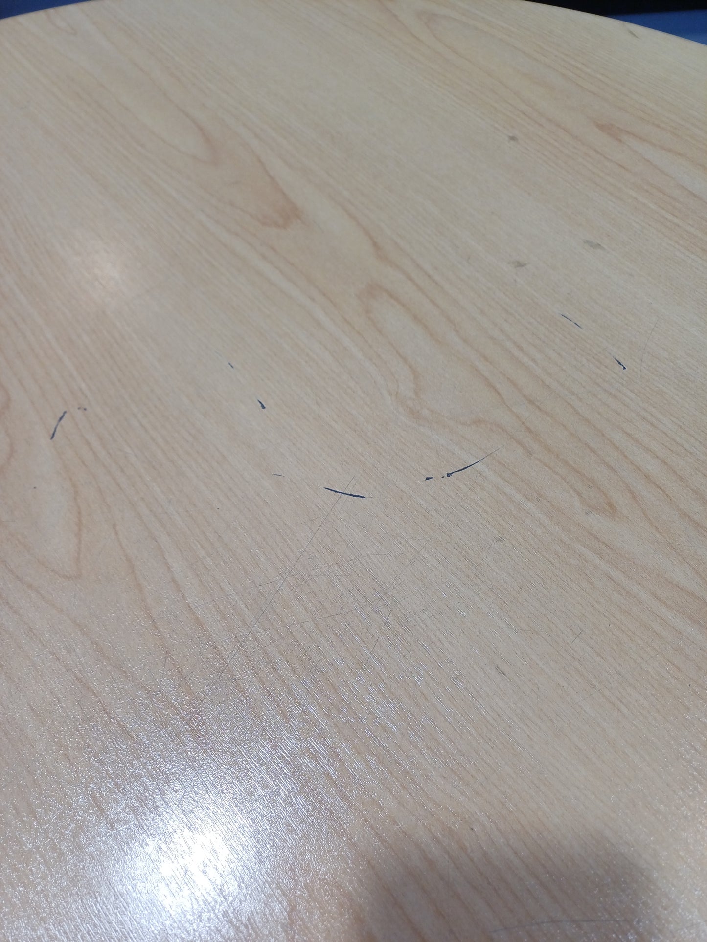 Round Table