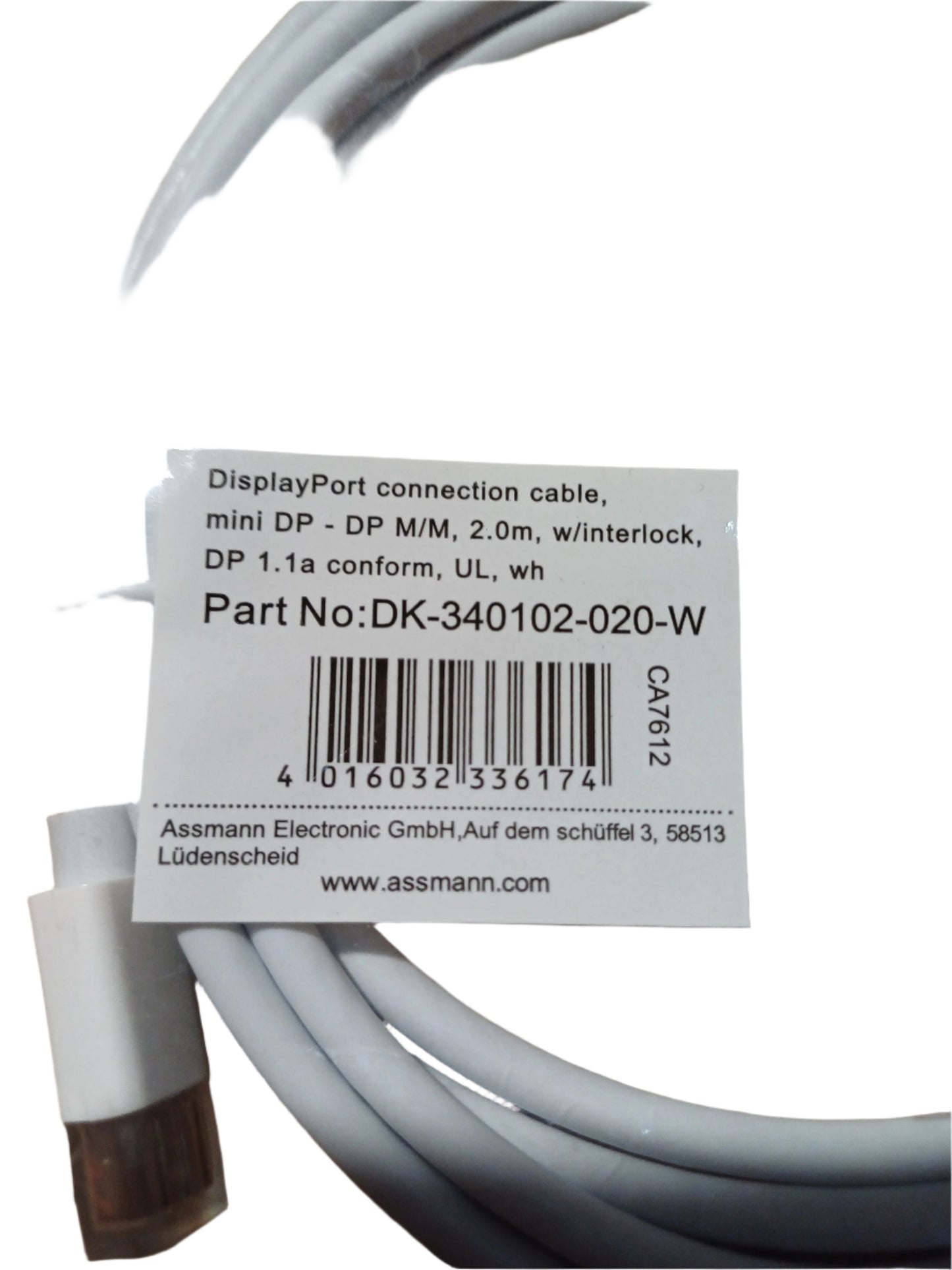 DisplayPort connection cable