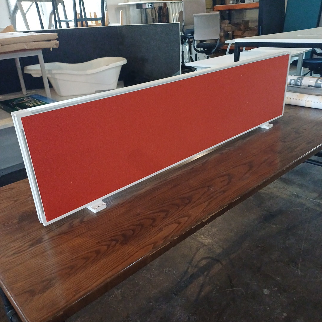 Free standing Desk divider screen - Red