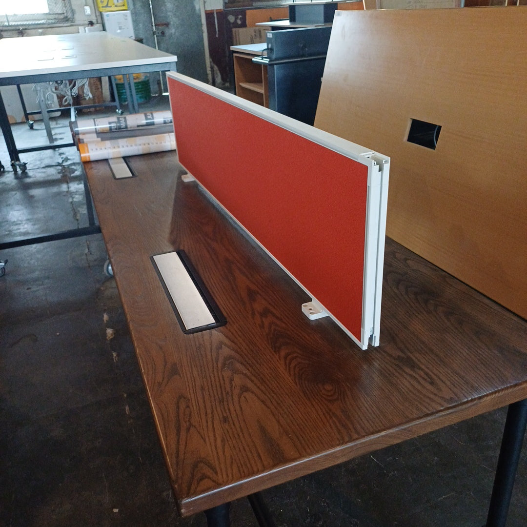 Free standing Desk divider screen - Red