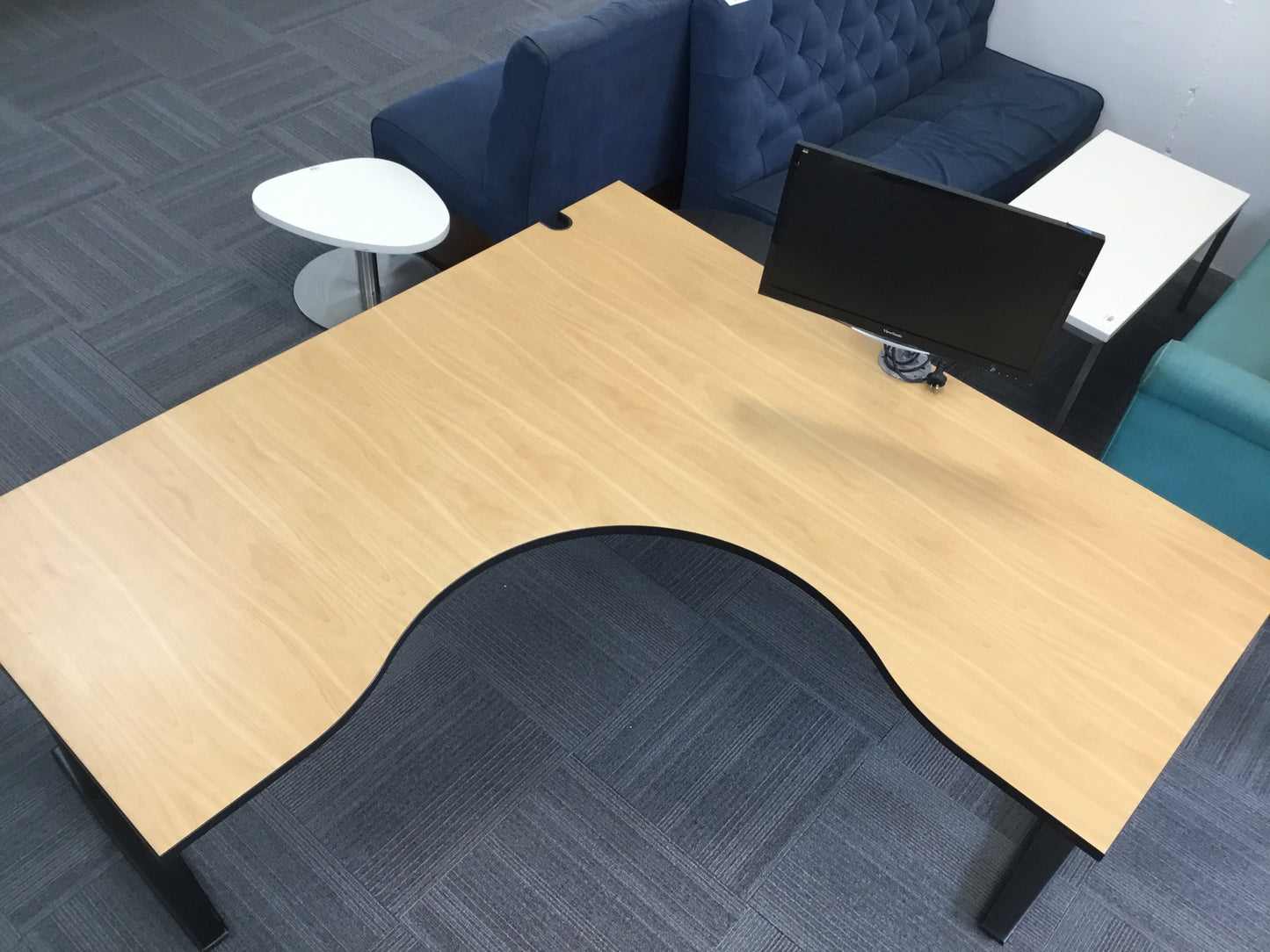 L-shape Desk- Wood Grain Top