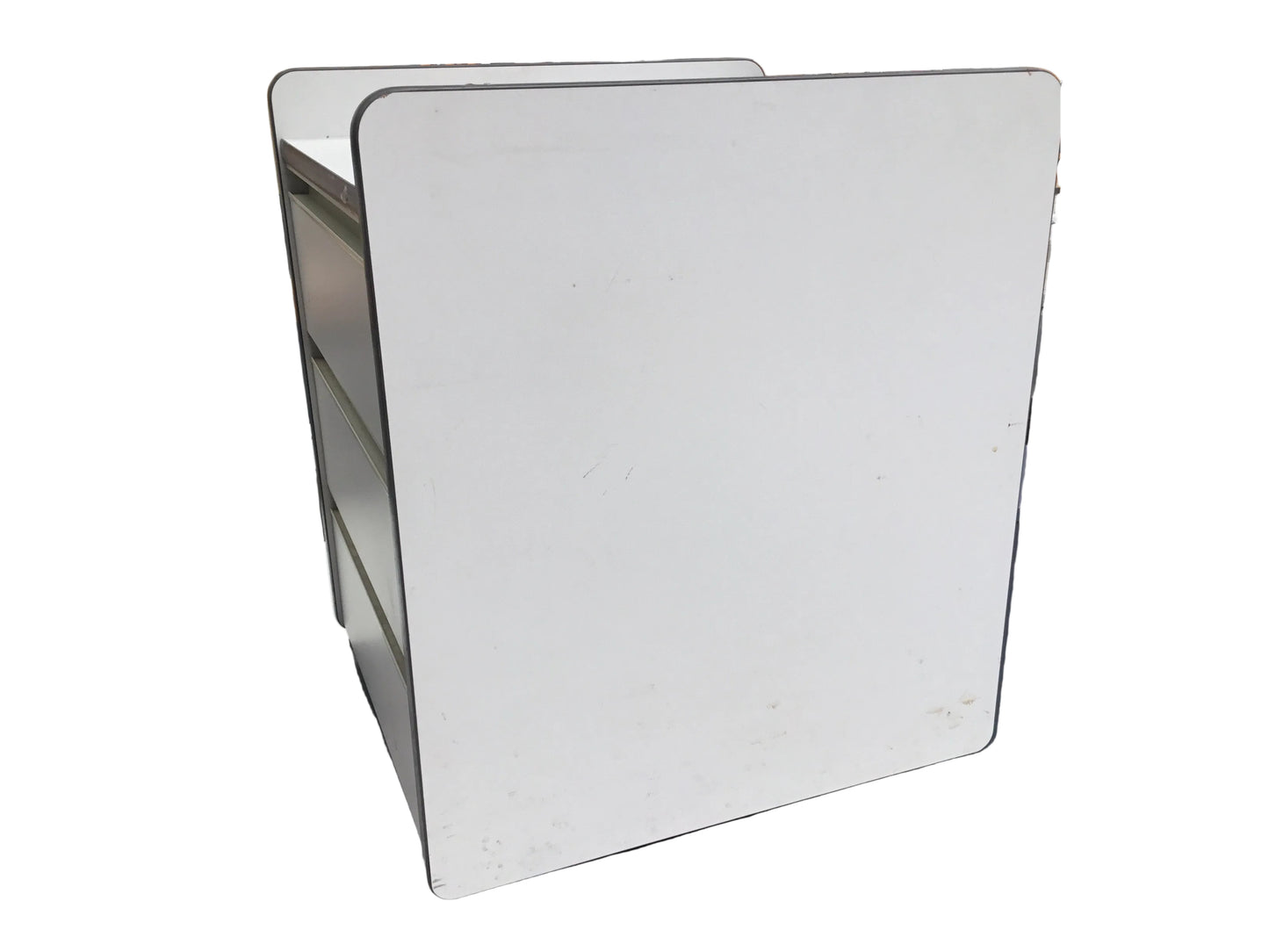 White and grey 3 drawer unit