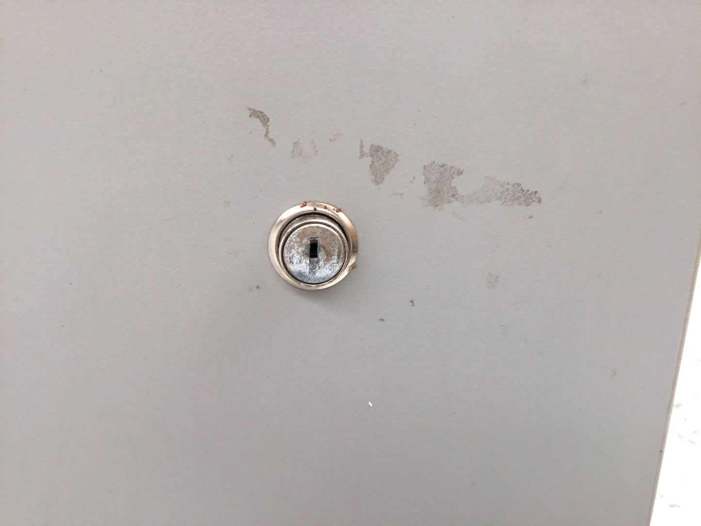 Grey 3 drawer unit without handles