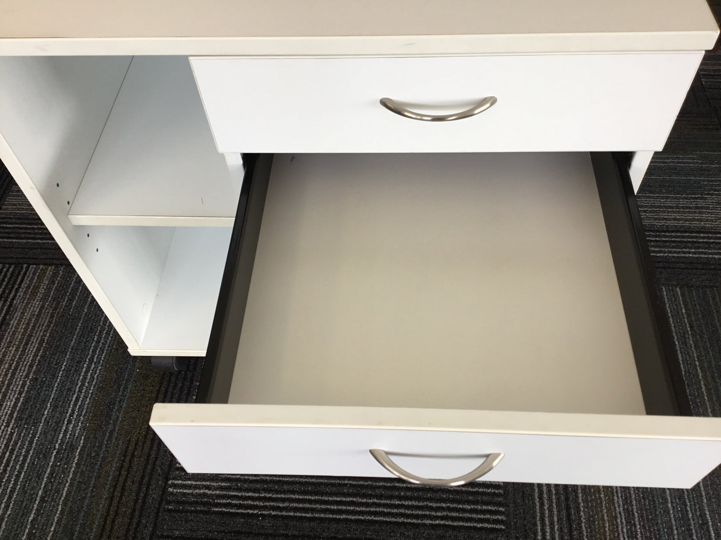 Rightside Drawers Cabinet