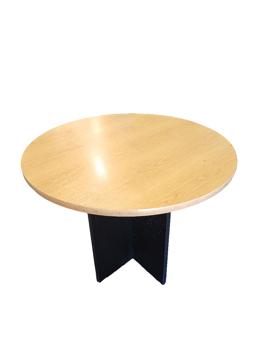 Round Table
