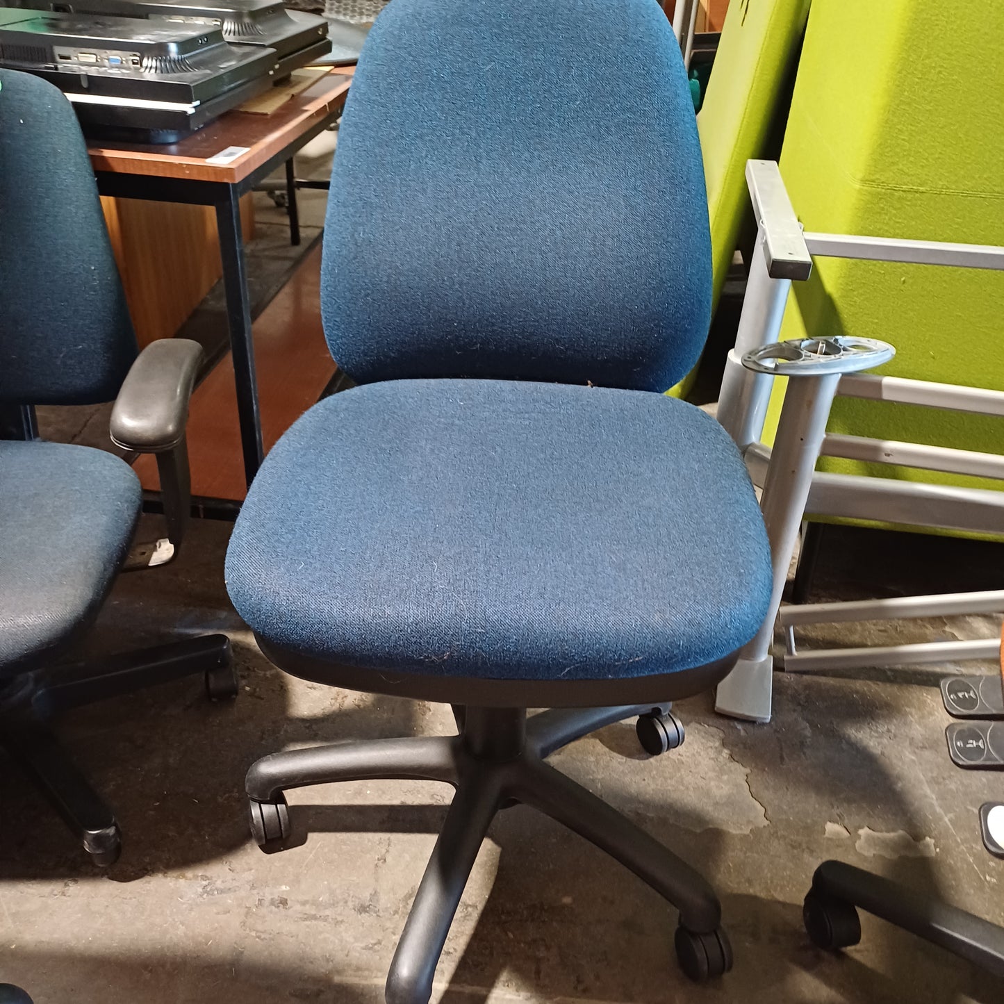 COF office chair