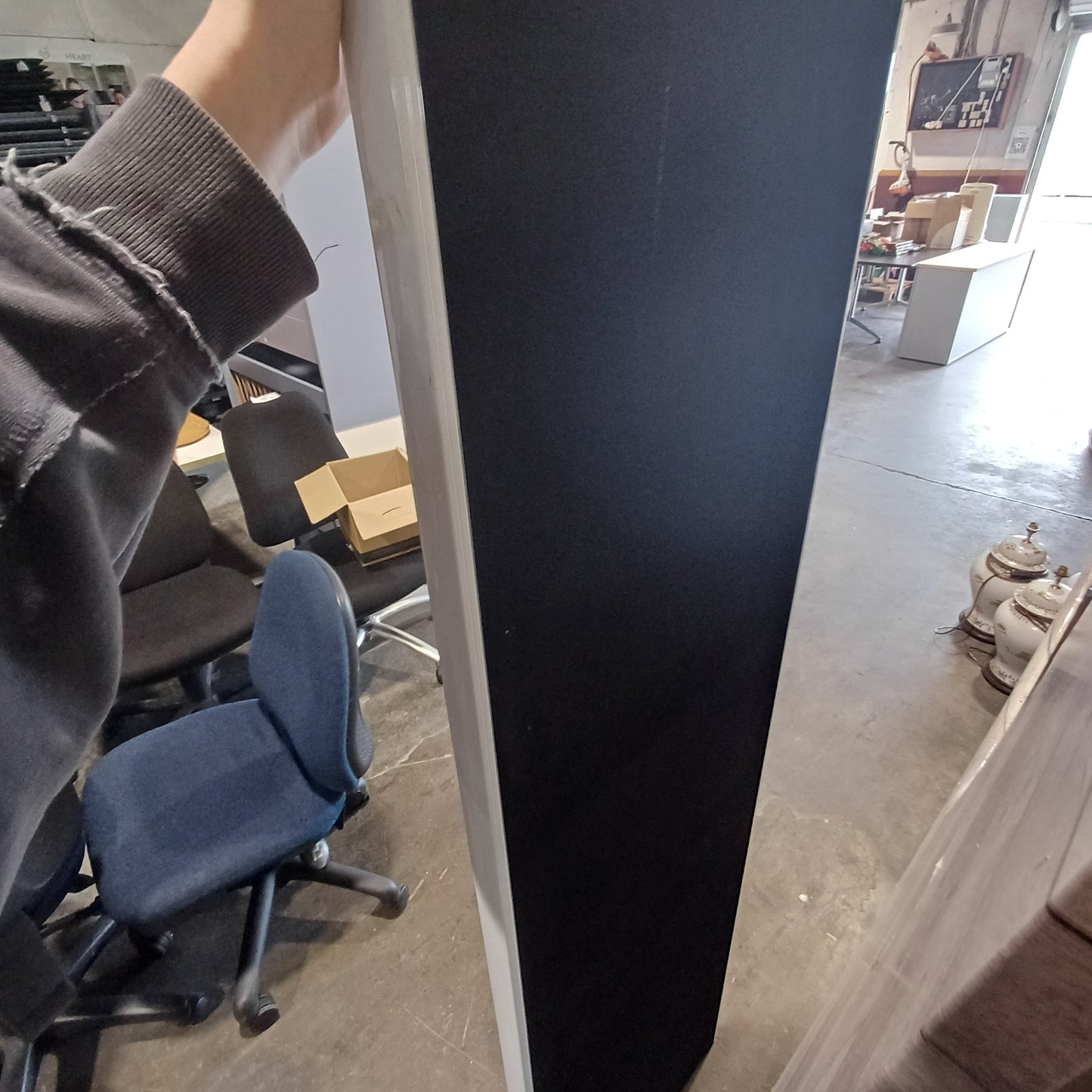 Office divider - Black