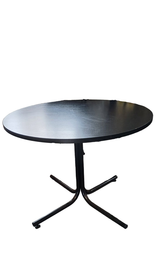 Round black table