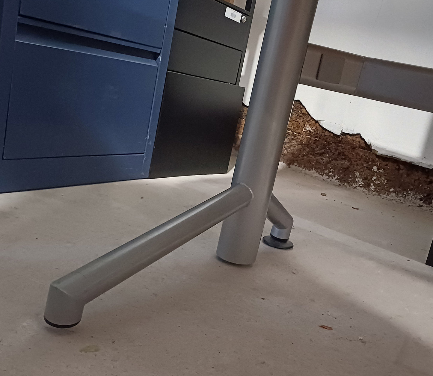 Height Adjustable Desk