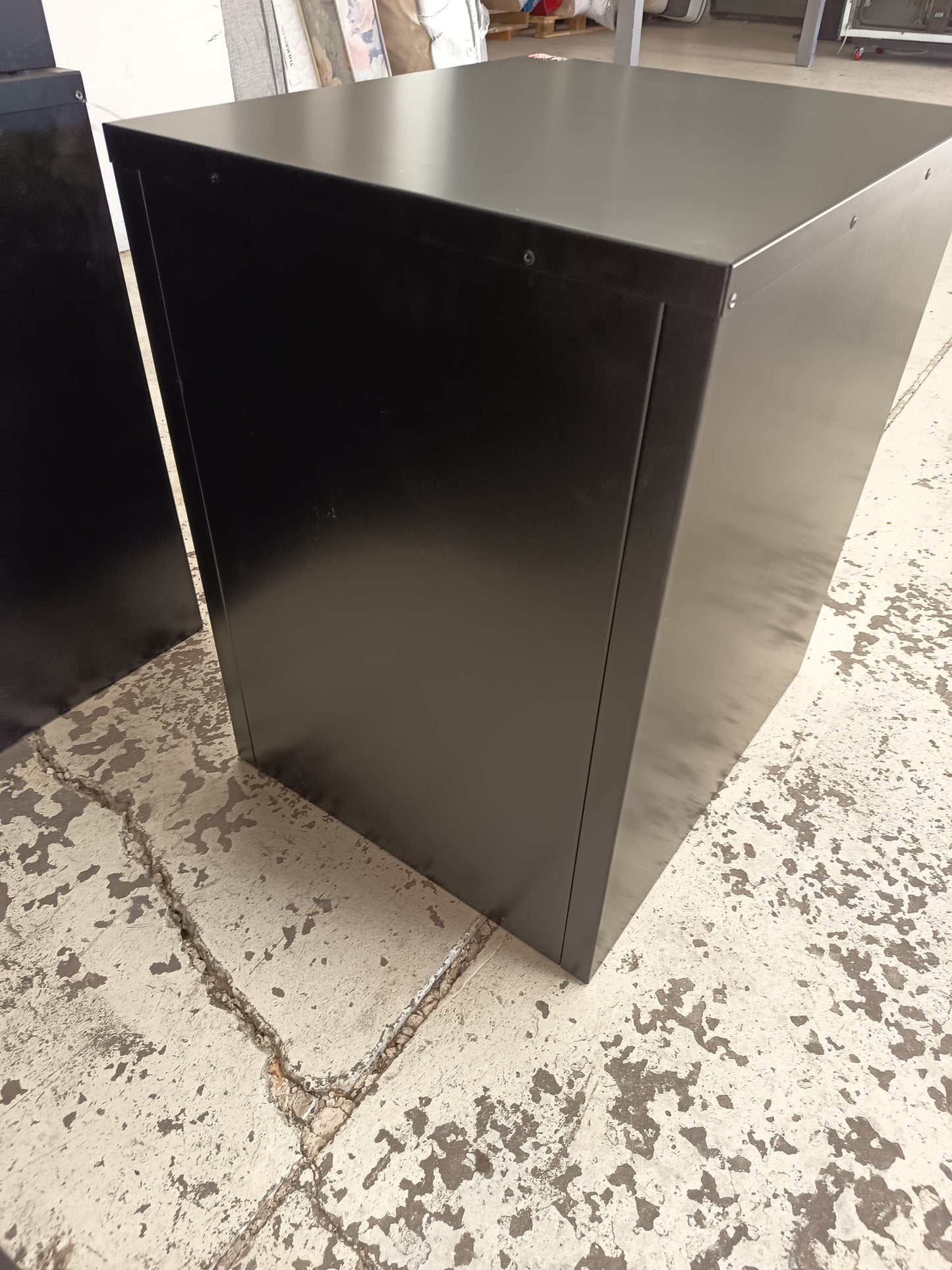 Lockable 2 Drawer Filing Cabinet-Black