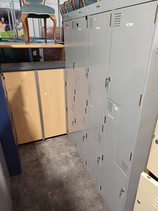 Locker - gray