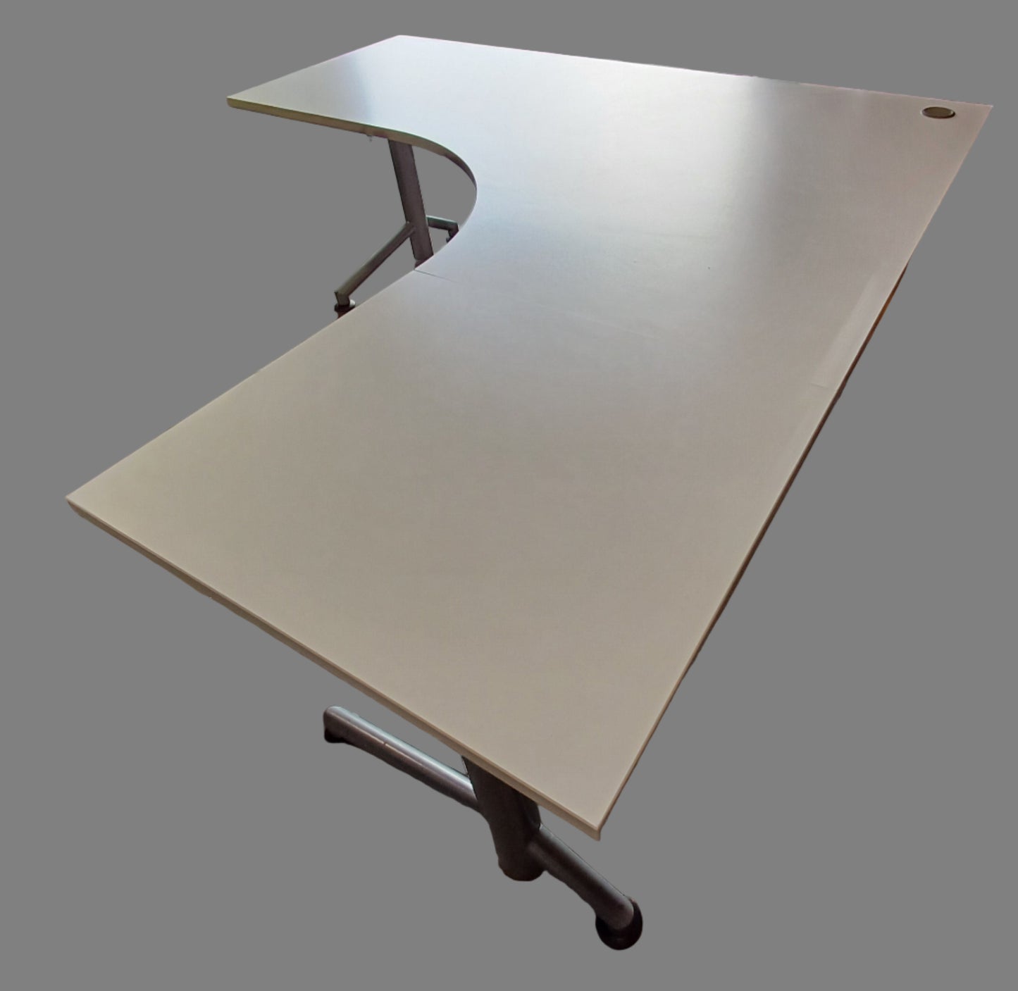L shaped Desk-1800