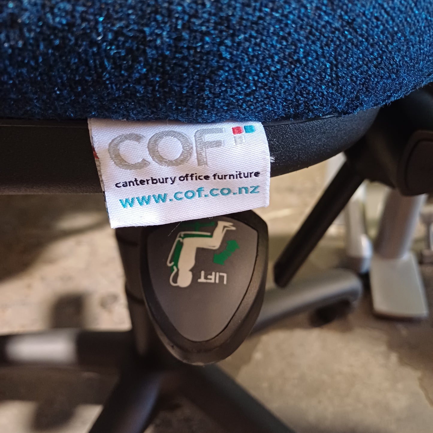 COF office chair