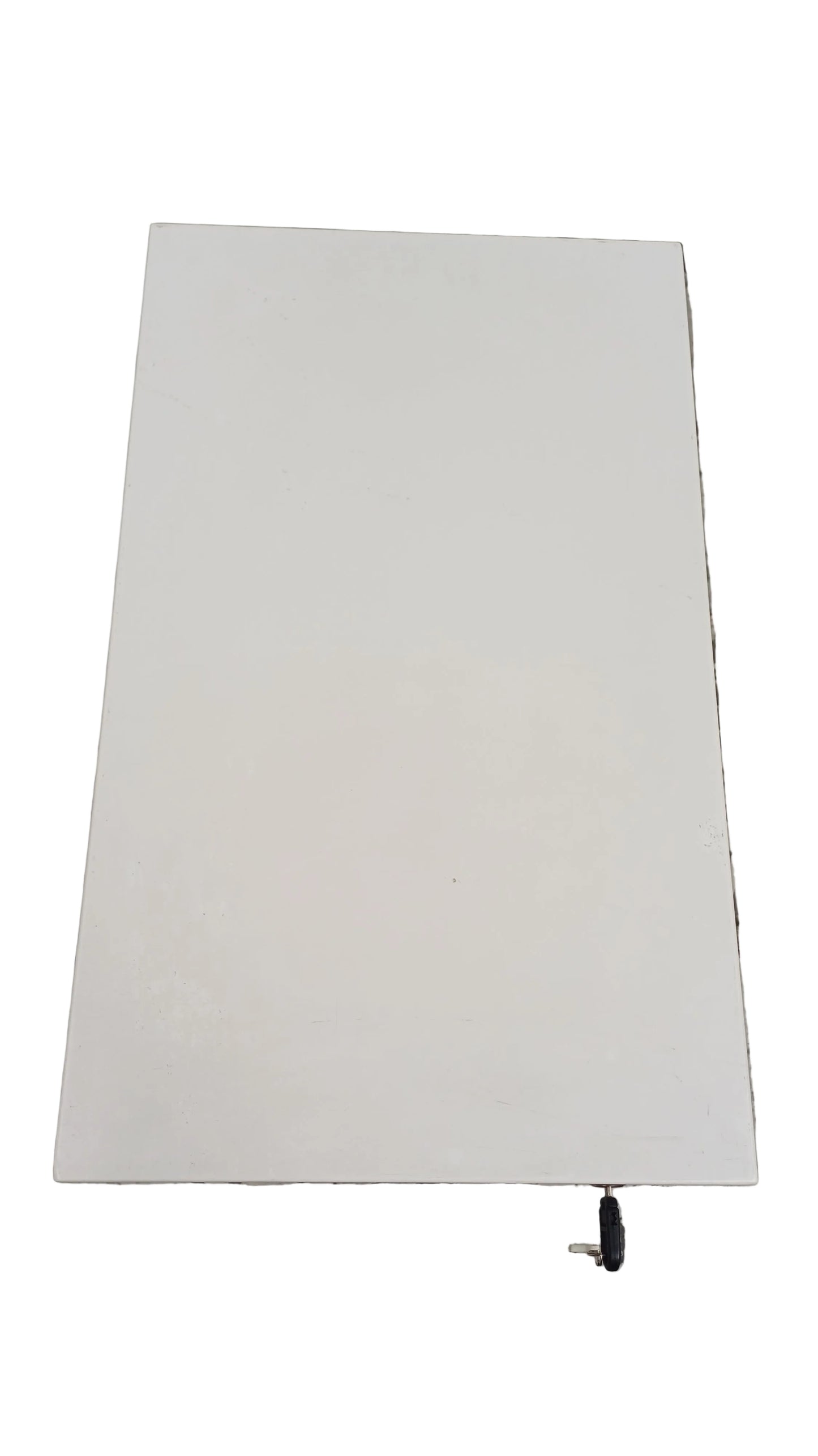 White 3 drawers cabinet