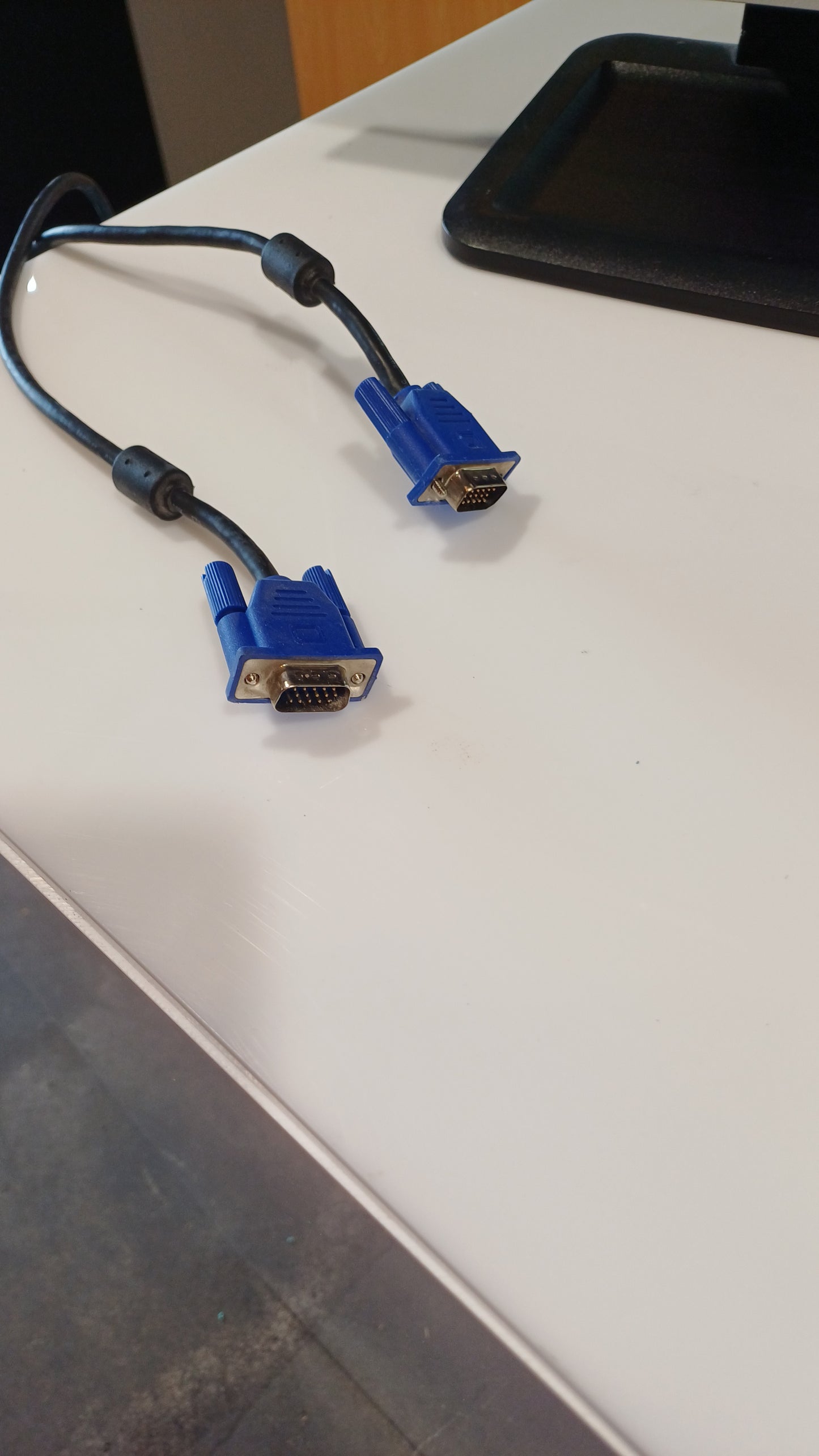 Desktop Monitor - HP LE1911