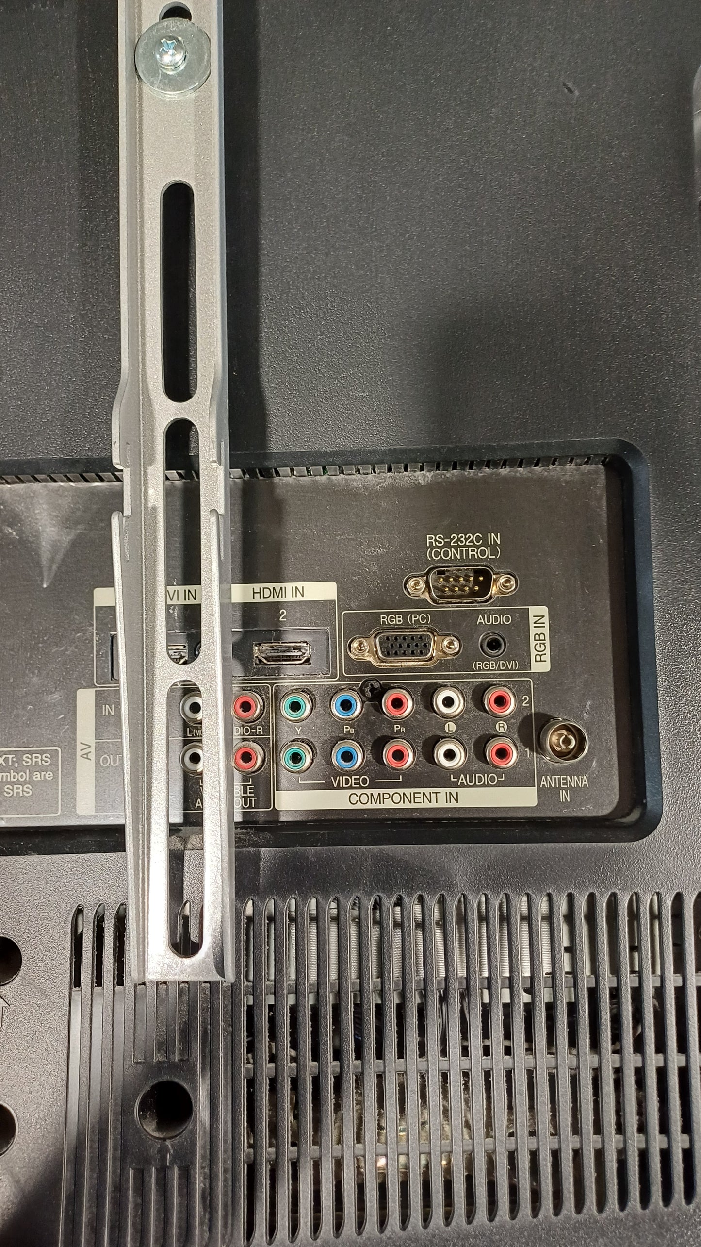 Monitor screen- 32 inch