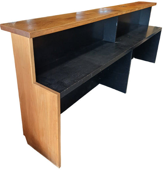 Reception table