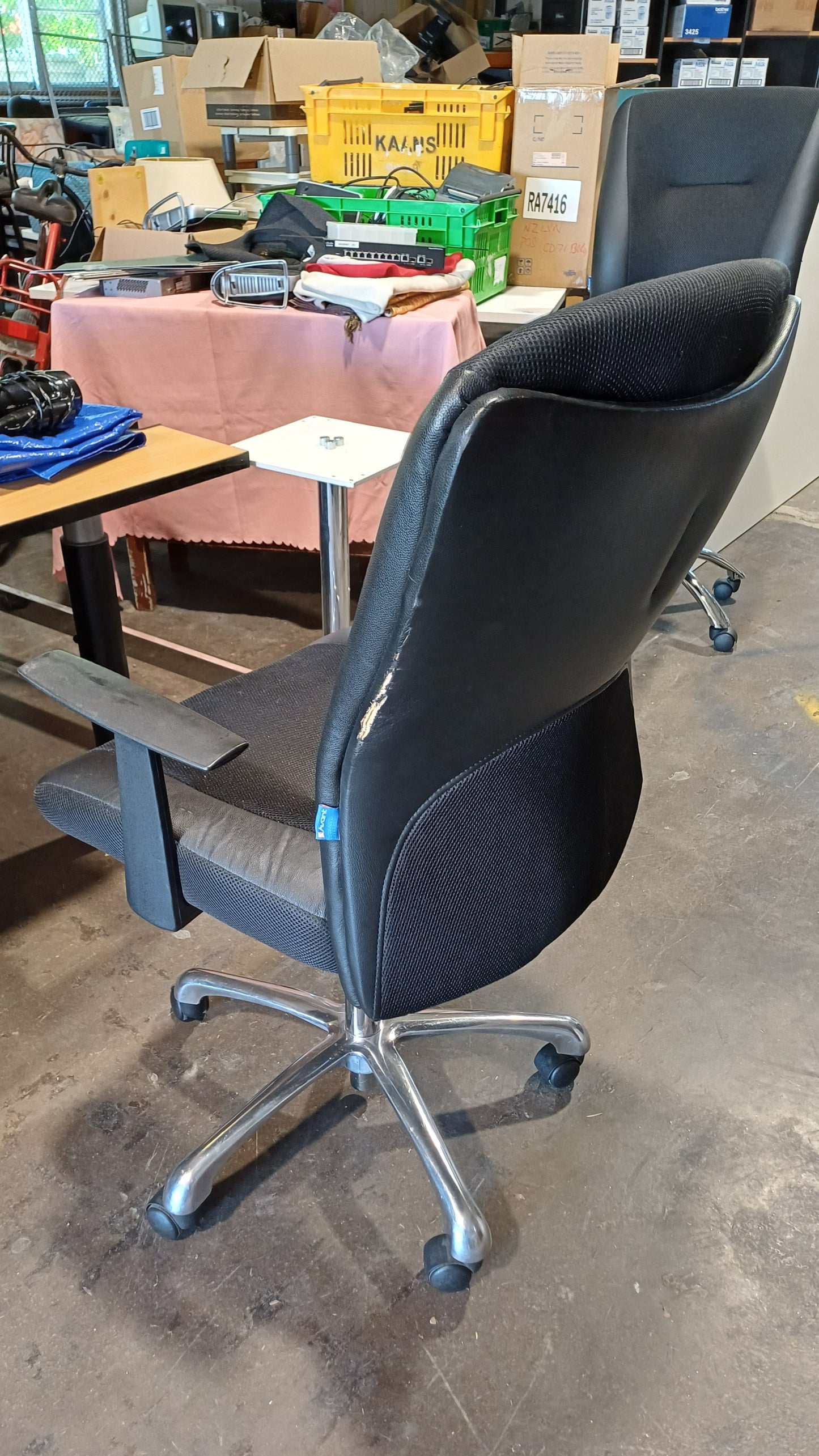 Ergonomic office chair