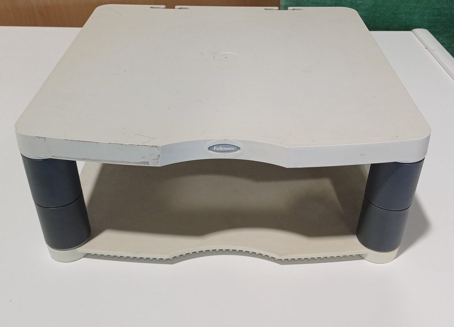 Fellowes Laptop Stand (White) - Tall