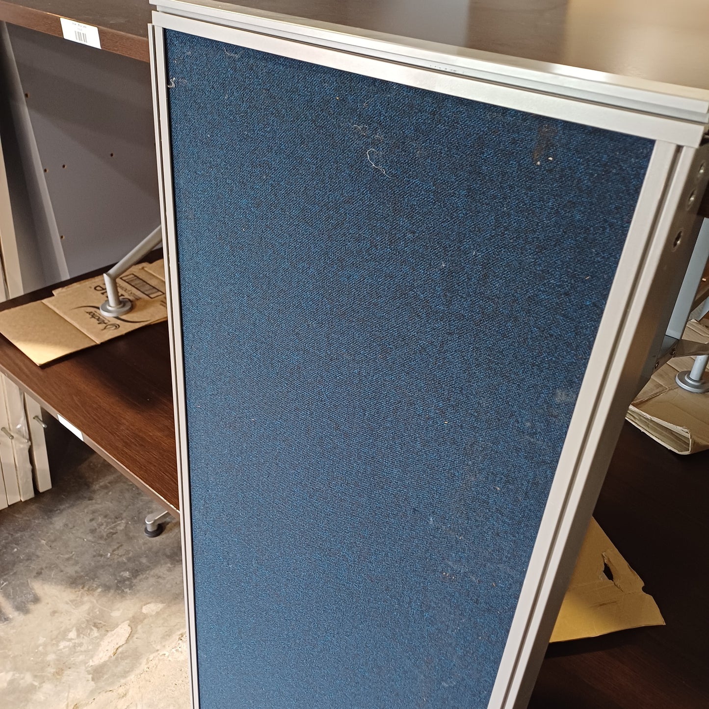 Office divider - Blue