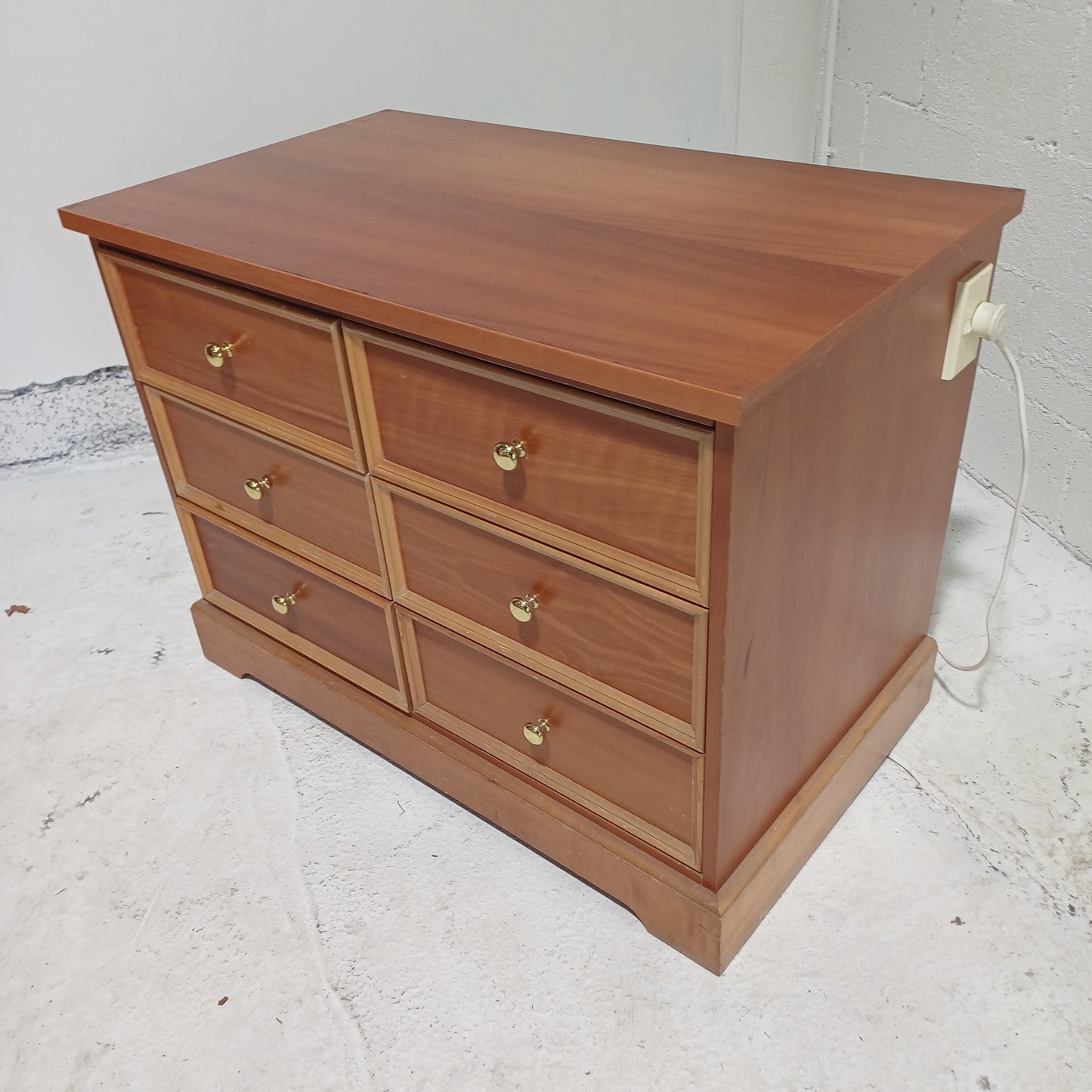 6 drawer unit-Wooden