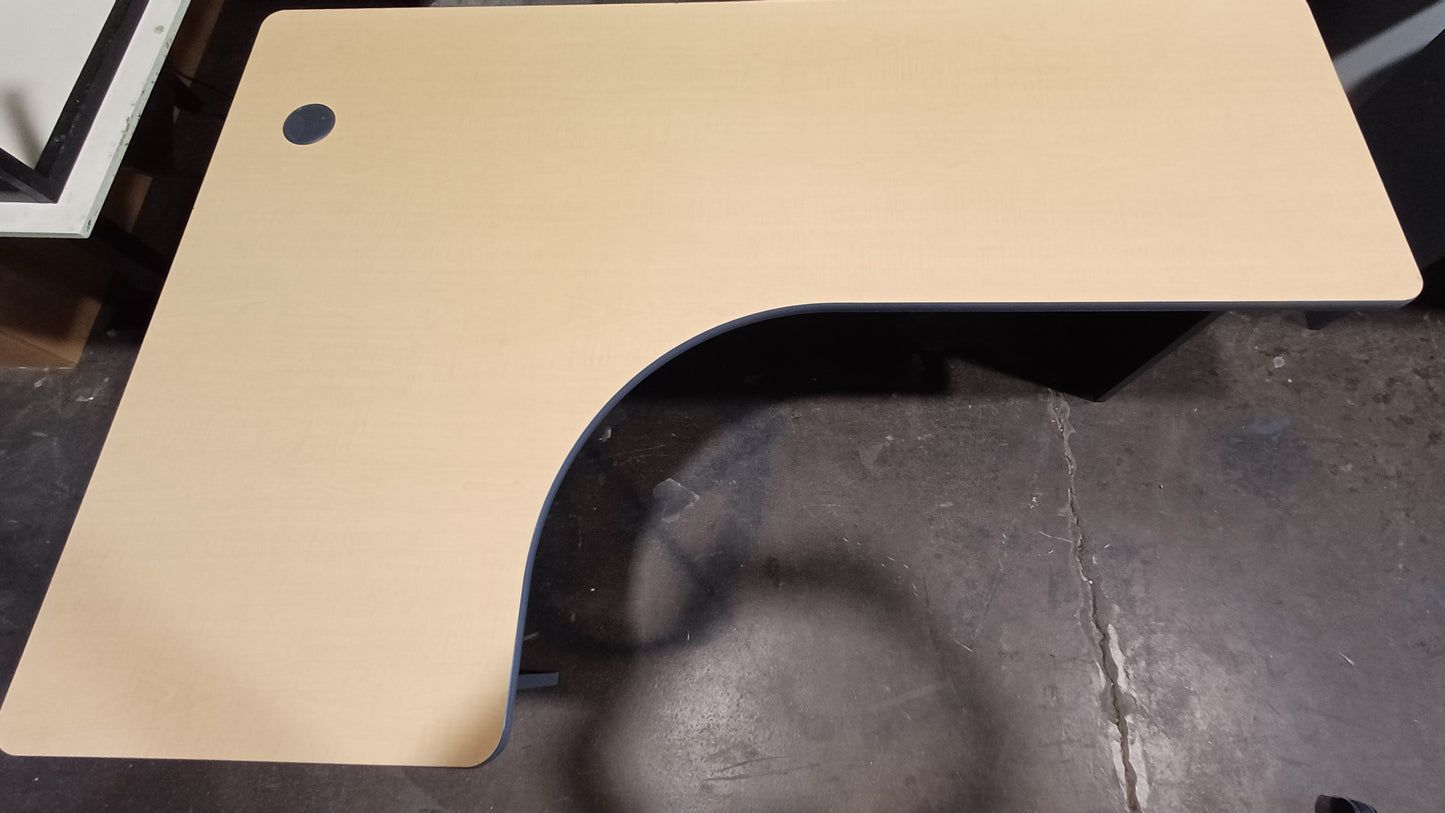 L-shaped Desk (Rightside long)