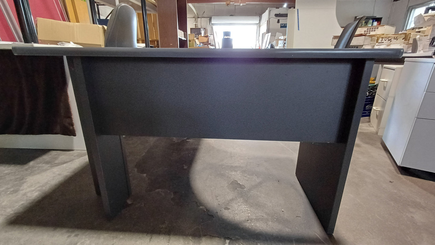 L-shaped Desk (Rightside long)