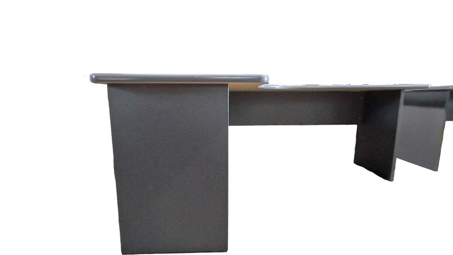 L-shaped Desk (Rightside long)