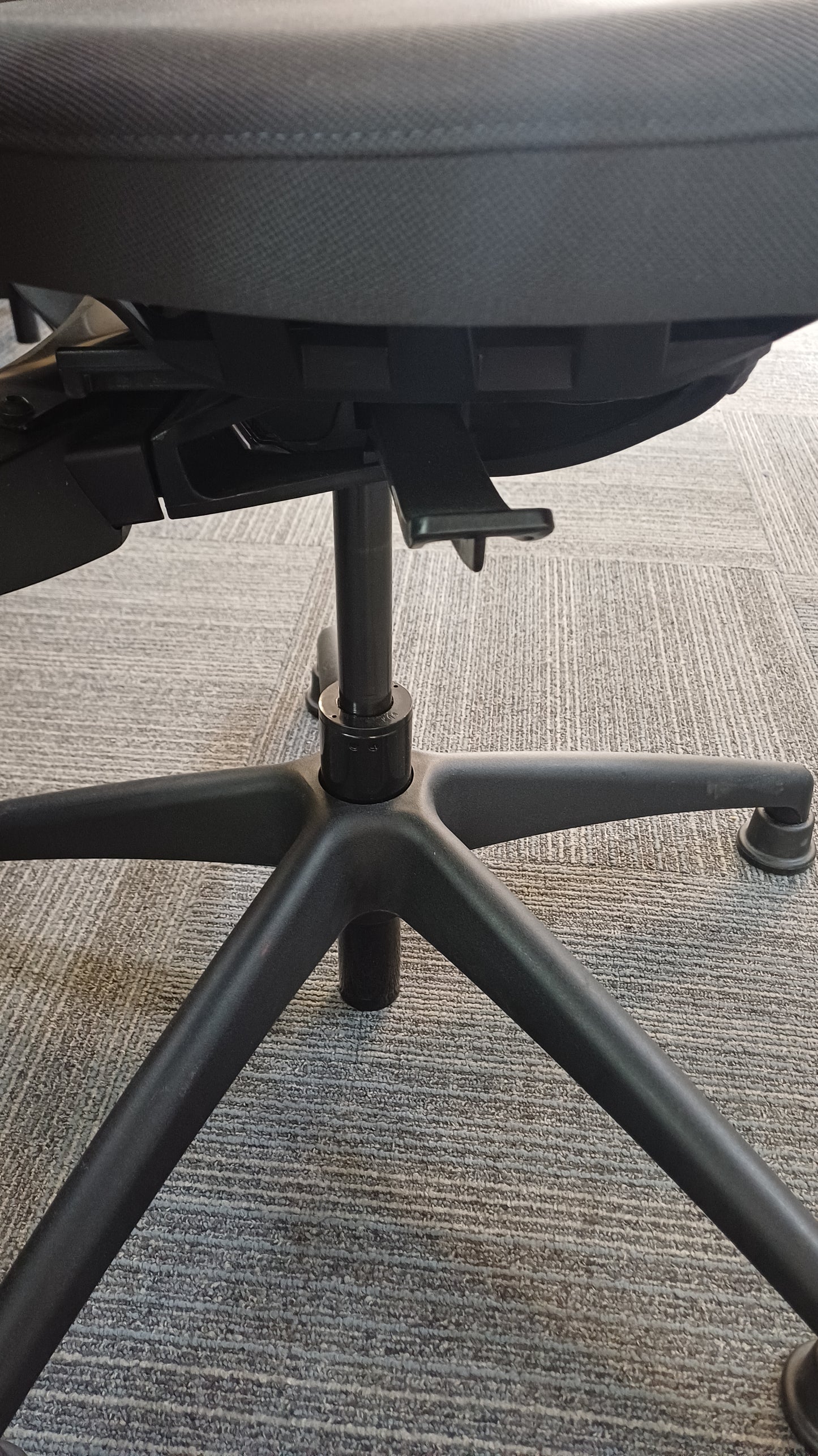 Black Knoll Office Chair 1-no wheels