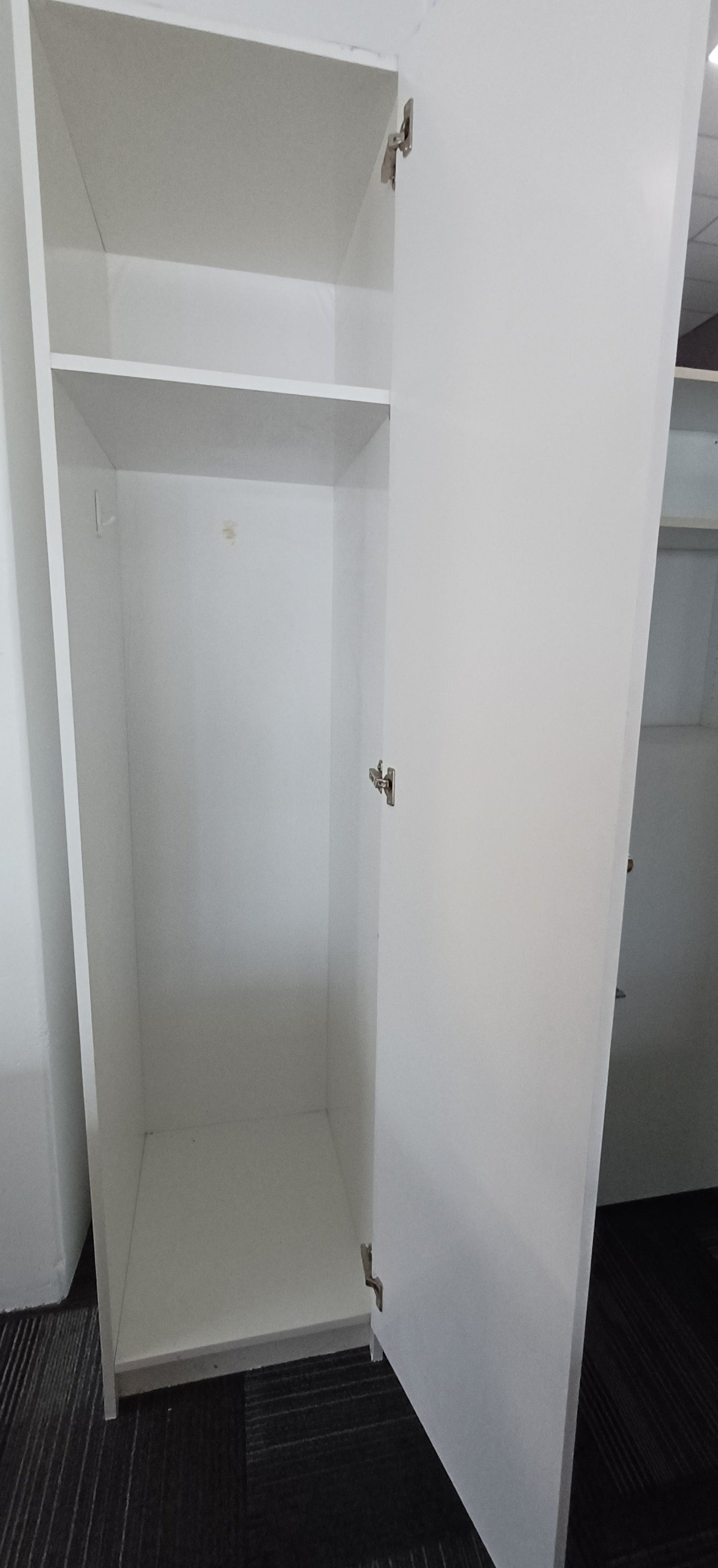 White single door cupboard
